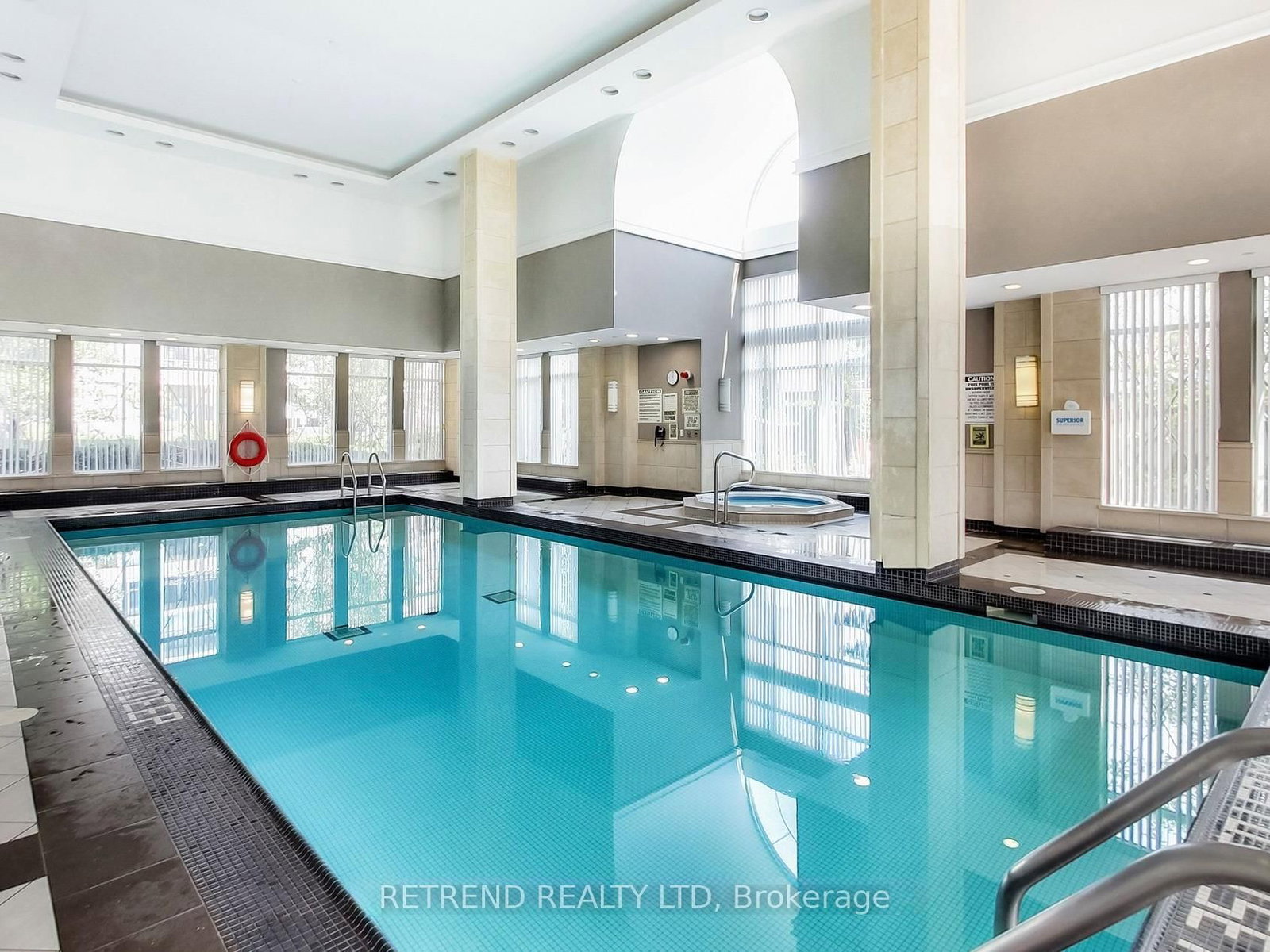 310 Red Maple Road, Unit 602 - Photo 36