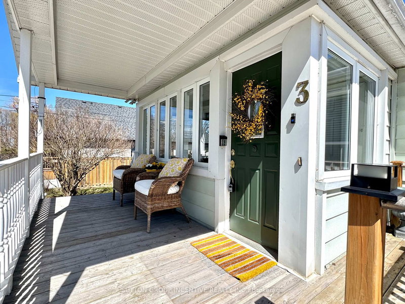 3 Melody Lane, Georgina, L0E 1L0 | Image 2