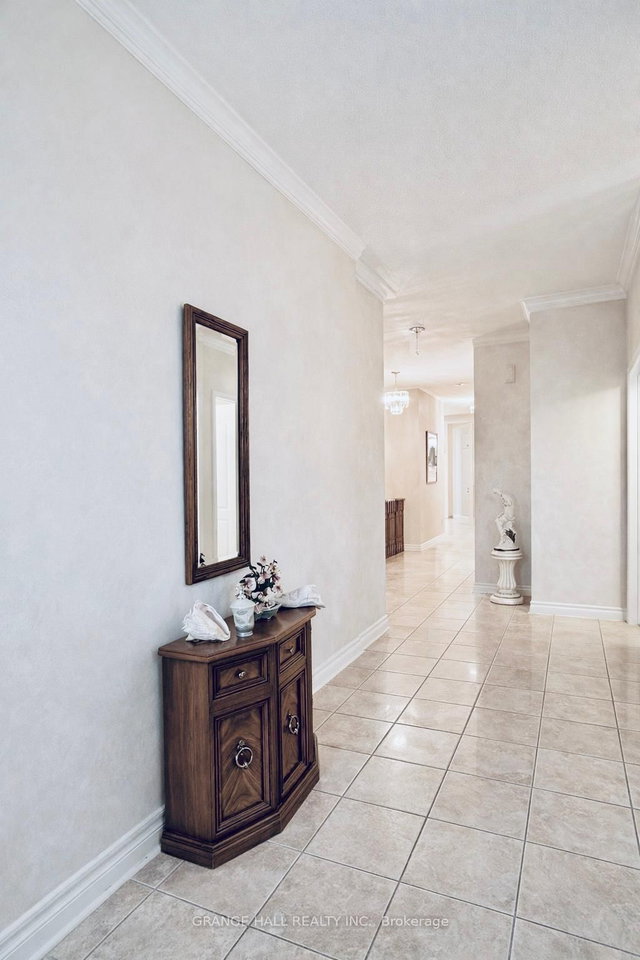 203 Starling Boulevard