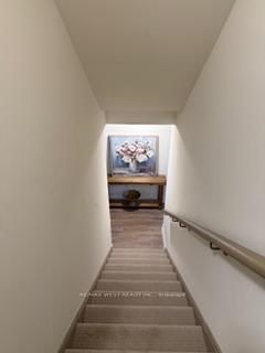 41 Schmeltzer Crescent