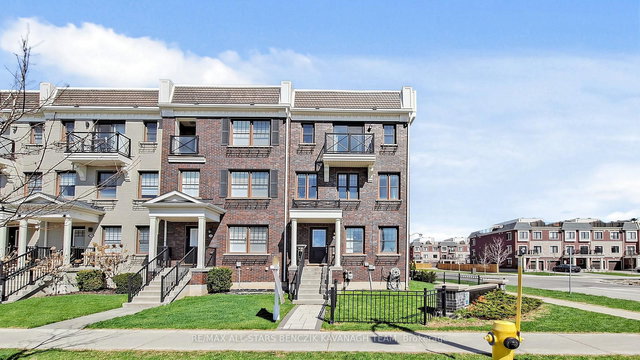 22 Baker Hill Boulevard