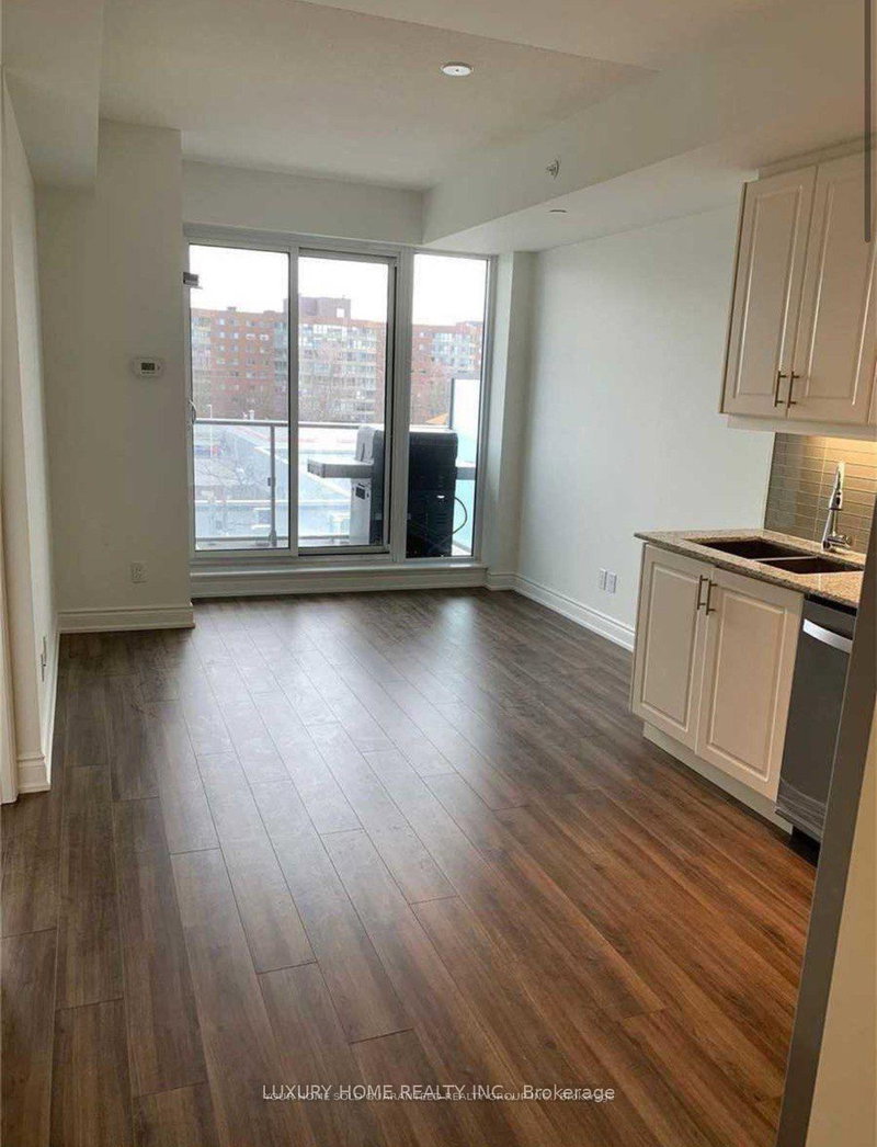 303 - 9618 Yonge St, Richmond Hill, L4C 0X5 | Image 3