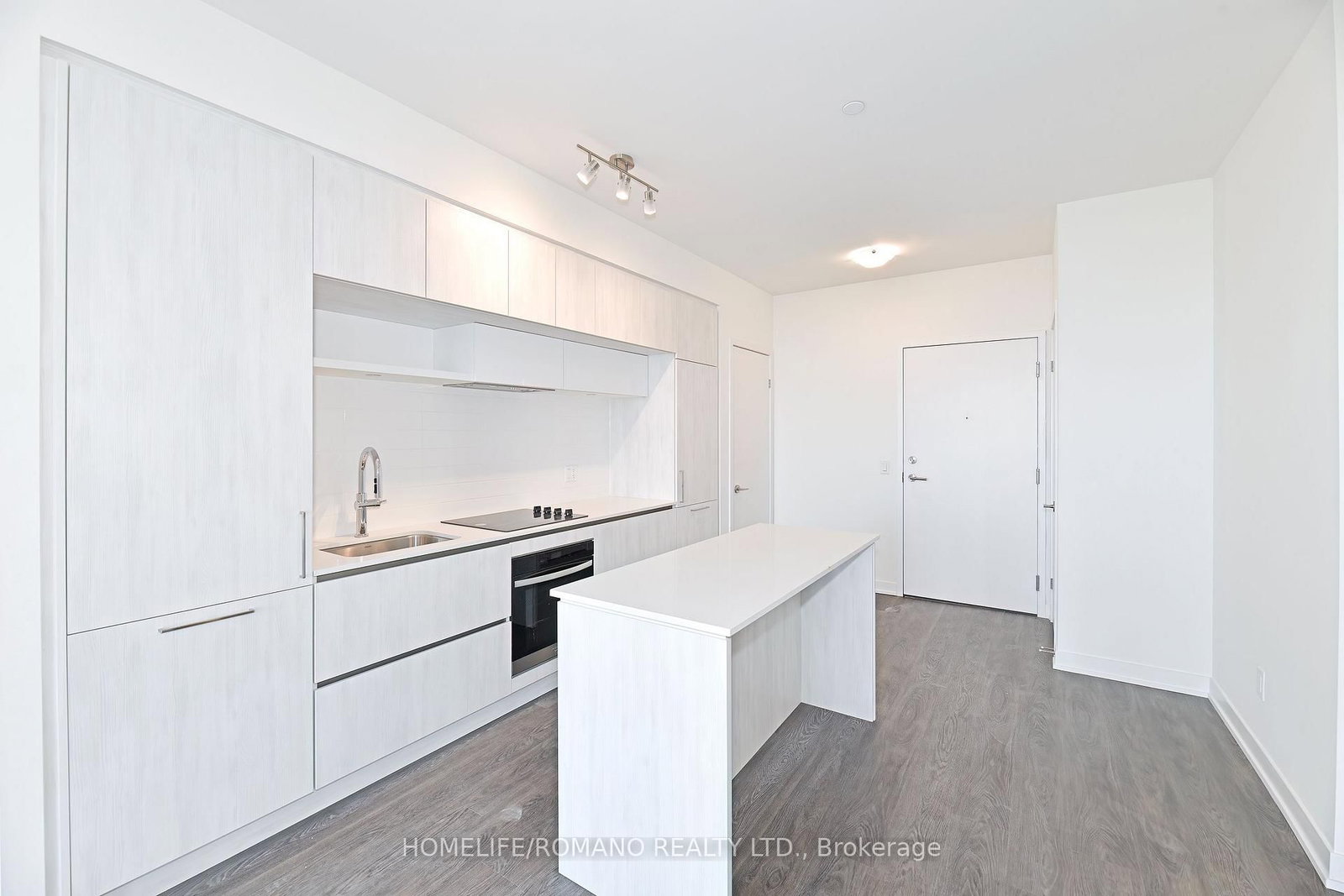 6 David Eyer Road, Unit 806 - Photo 5