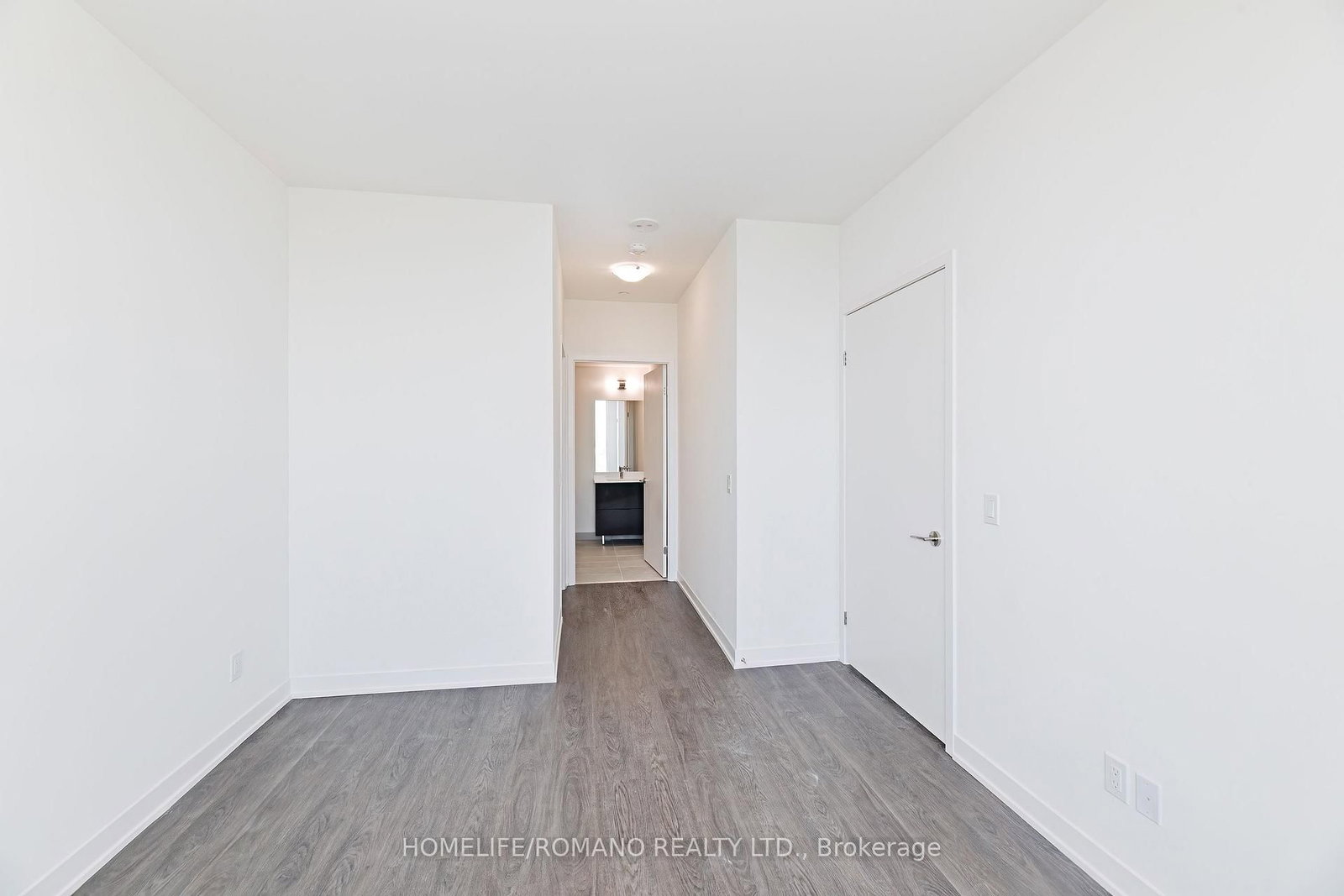 6 David Eyer Road, Unit 806 - Photo 9