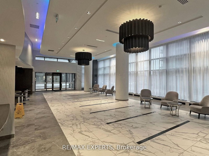 2507 - 105 Oneida Cres, Richmond Hill, L4B 0H6 | Image 2