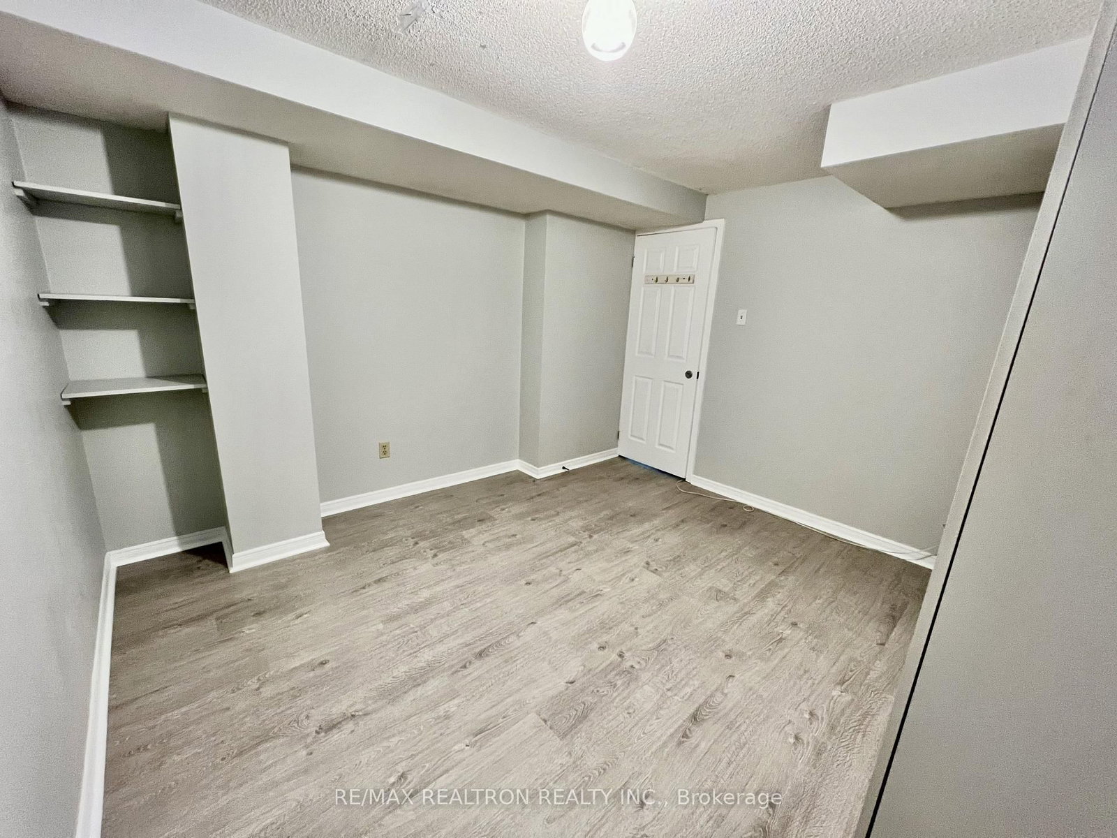 35 Soho Crescent, Unit Basement - Photo 13