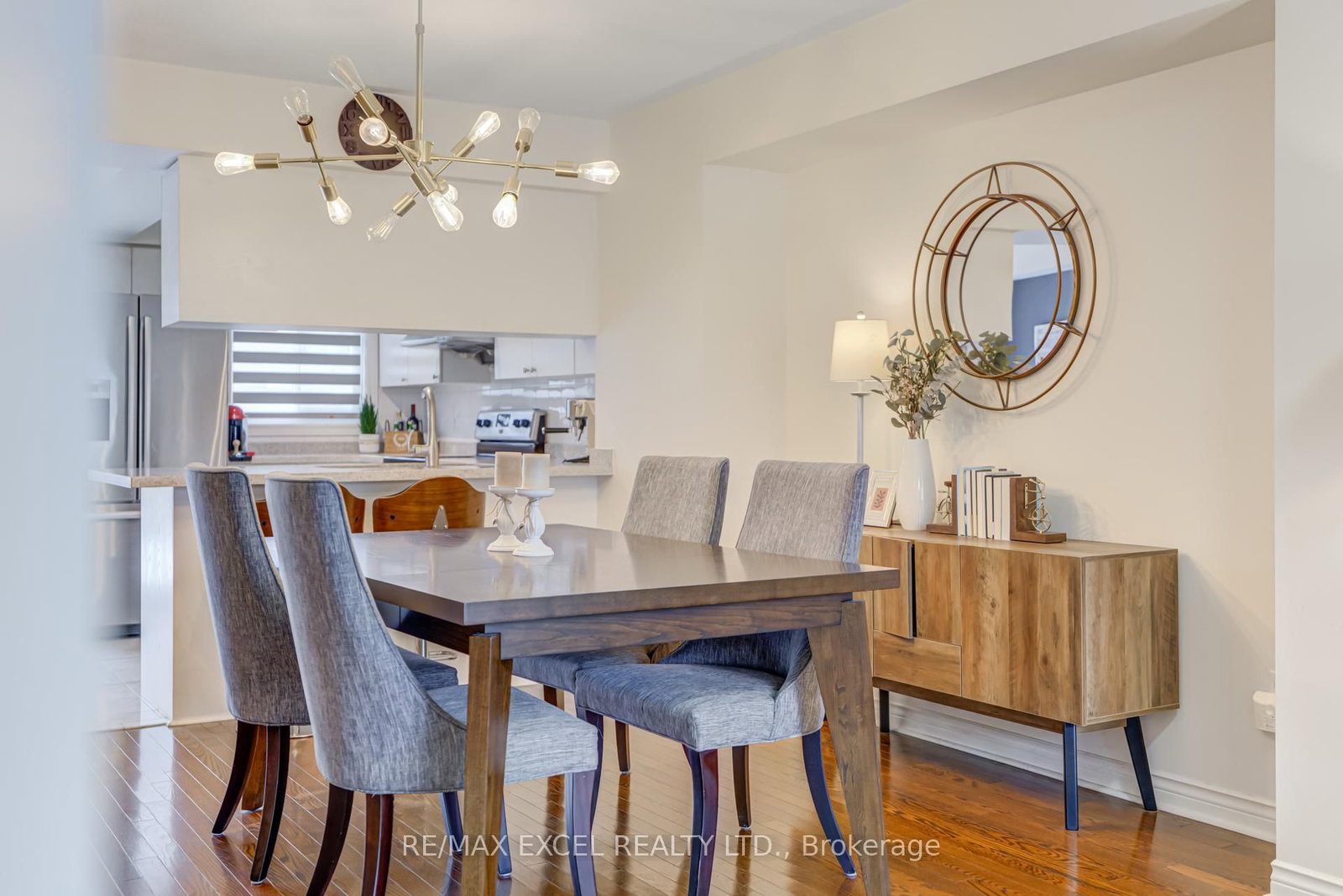 18 Clark Avenue W, Unit 37 - Photo 11