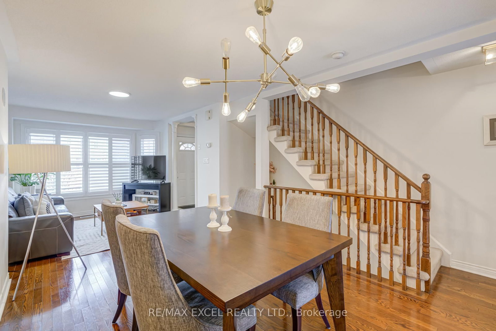 18 Clark Avenue W, Unit 37 - Photo 13