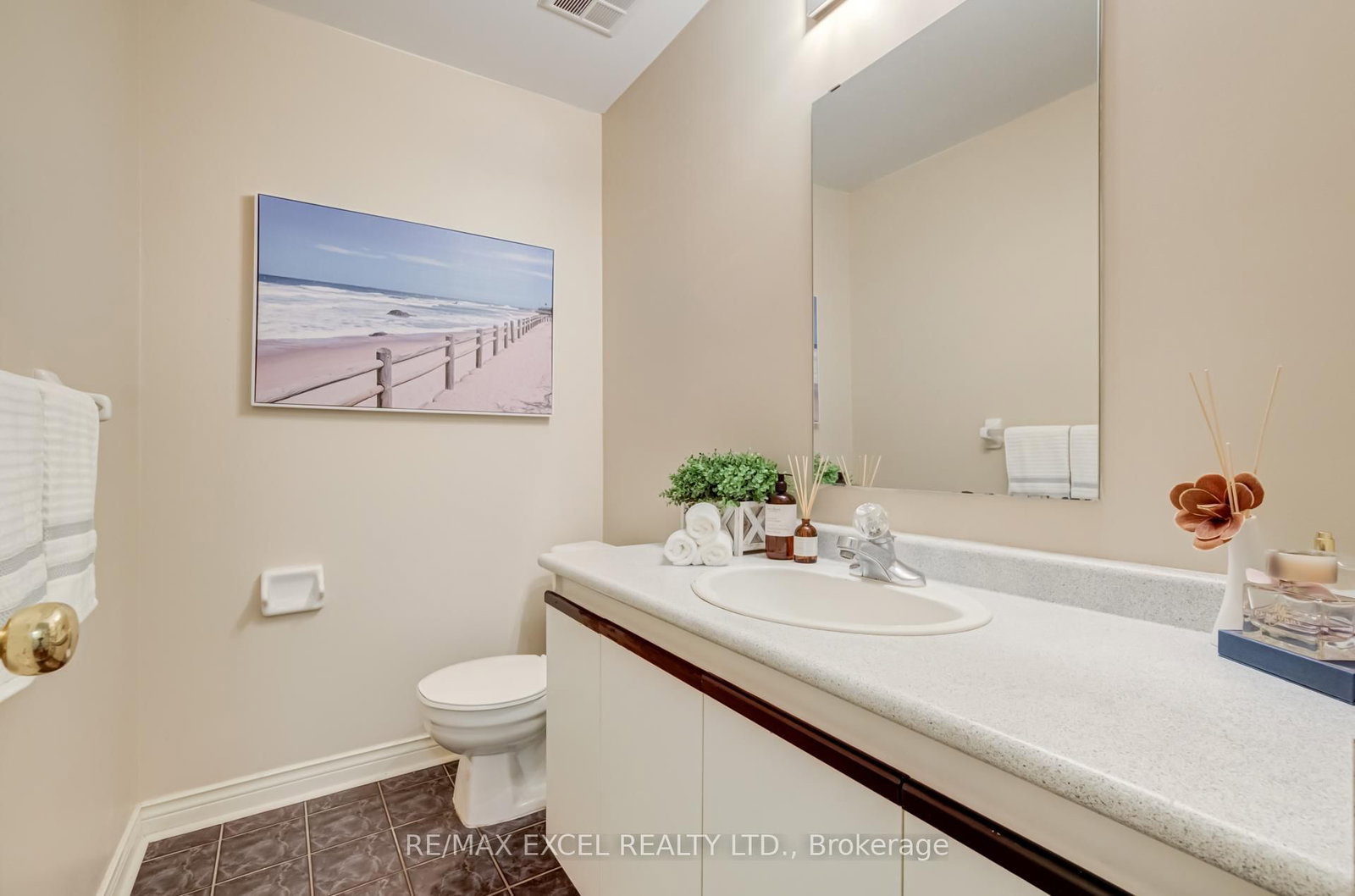 18 Clark Avenue W, Unit 37 - Photo 42