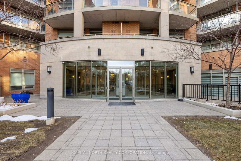 242 - 281 Woodbridge Ave, Vaughan, L4L 0C6 | Image 2