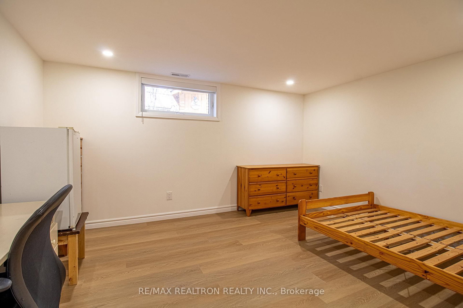 96 Southdale Drive, Unit Lower - Photo 22