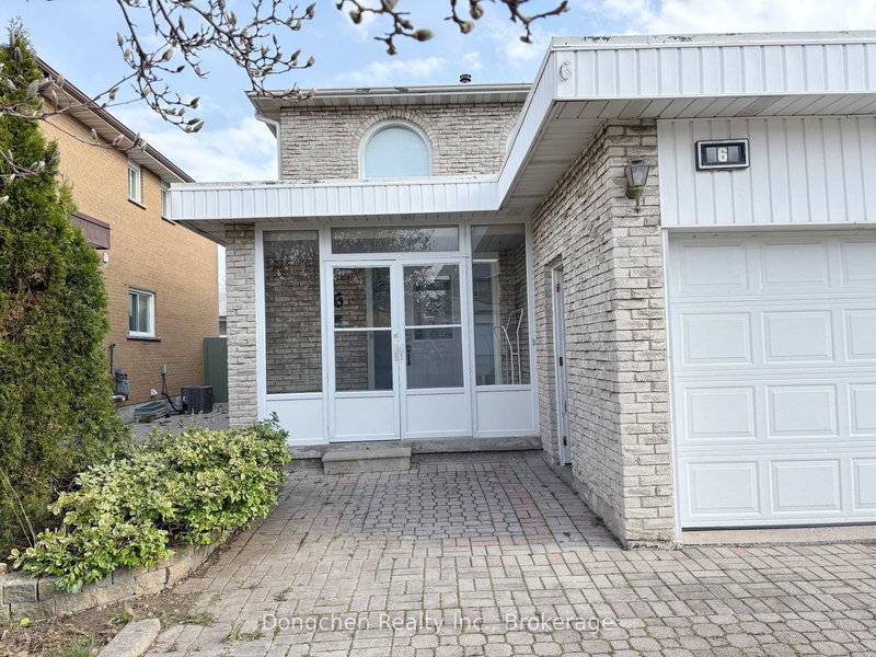 6 Simsbury Crt, Markham, L3R 3G7 | Image 2