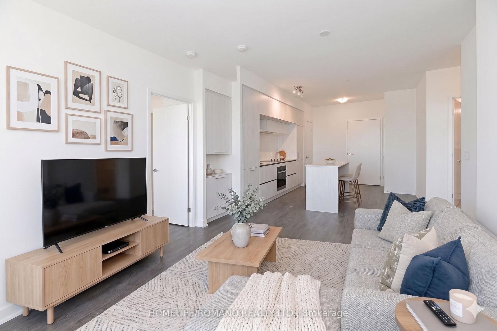 6 David Eyer Road, Unit 806 - Photo 5