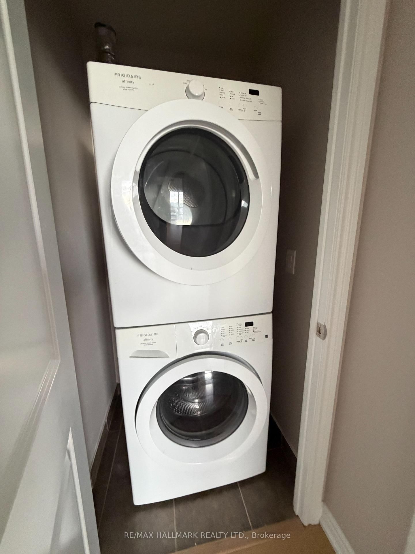 7730 Kipling Avenue, Unit 909 - Photo 14