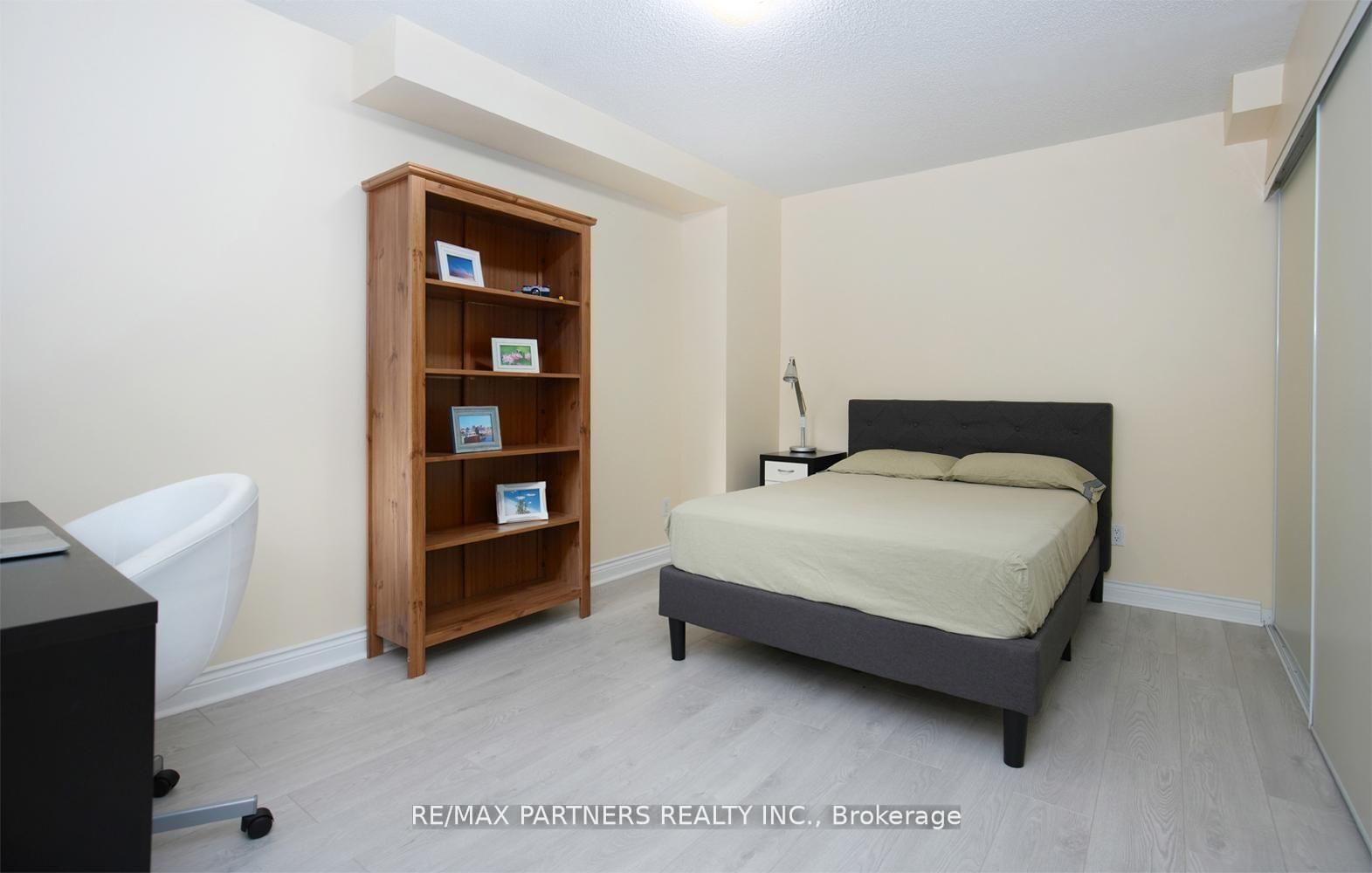 23 St Moritz Way, Unit 11 - Photo 16