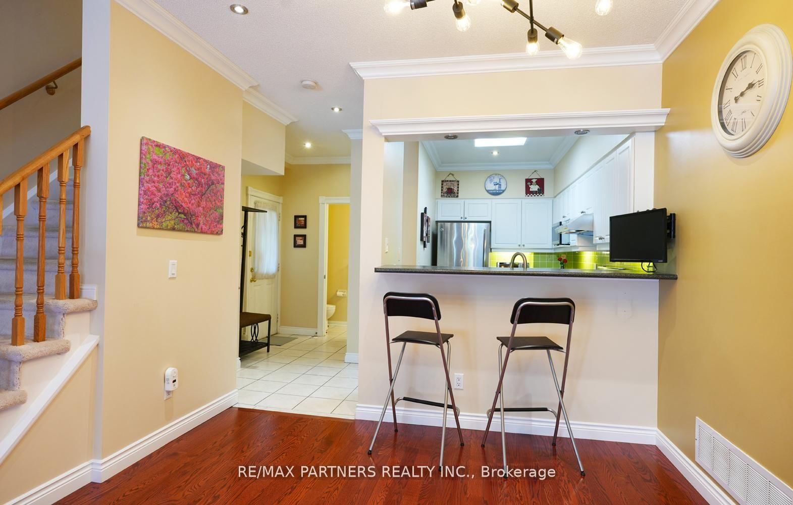 23 St Moritz Way, Unit 11 - Photo 8