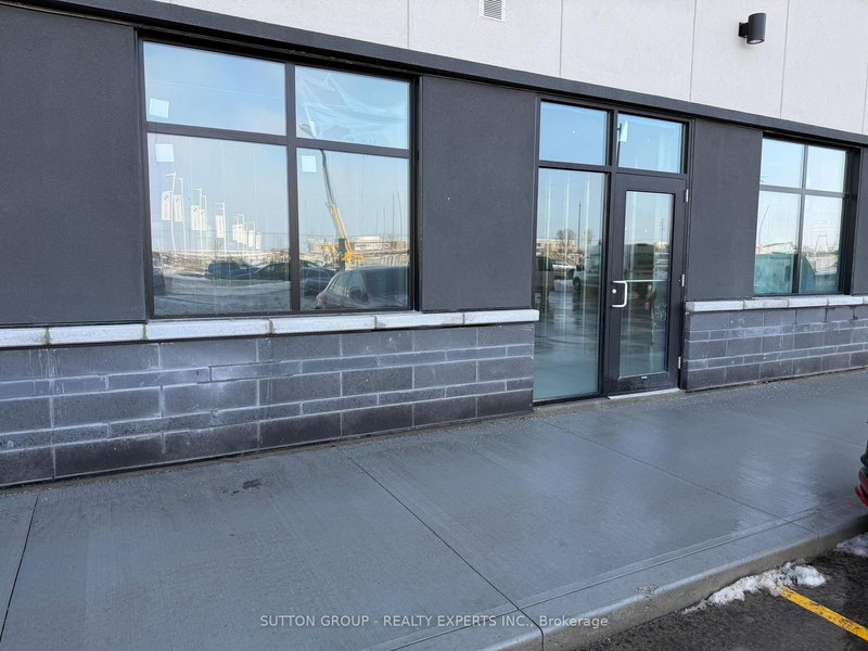 35 Sunday Dr, Aurora, L4G 4B7 | Image 2