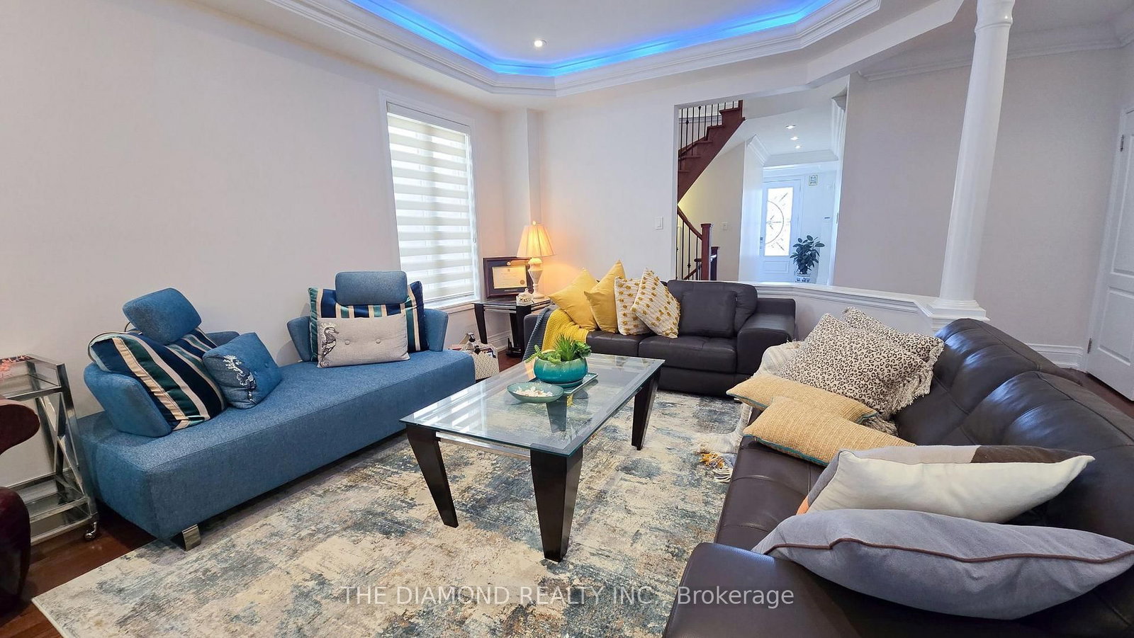 114 Chatfield Drive - Photo 3