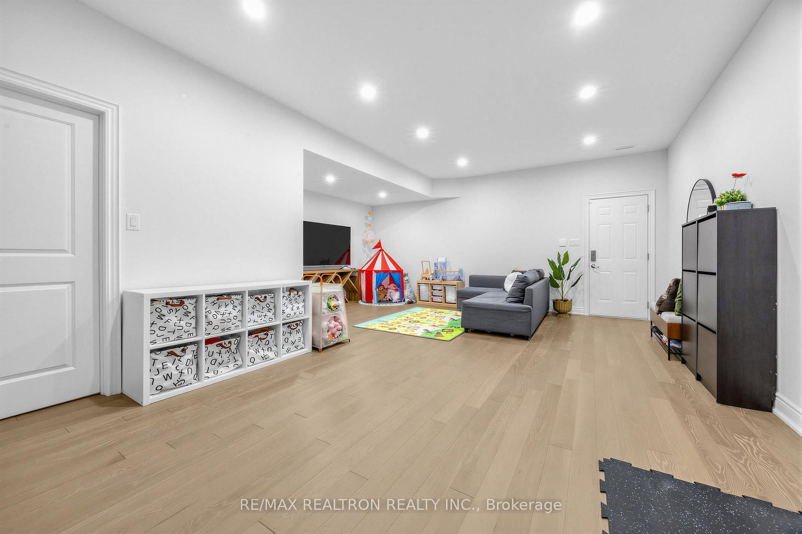 9532 Weston Road - Photo 29