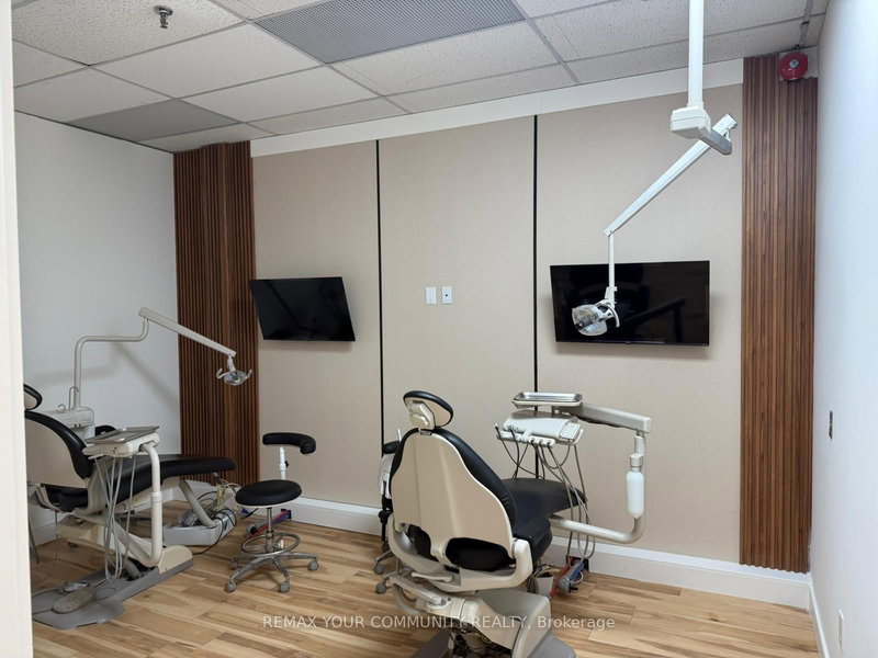 7309 Woodbine Ave, Markham, L3R 3V7 | Image 3