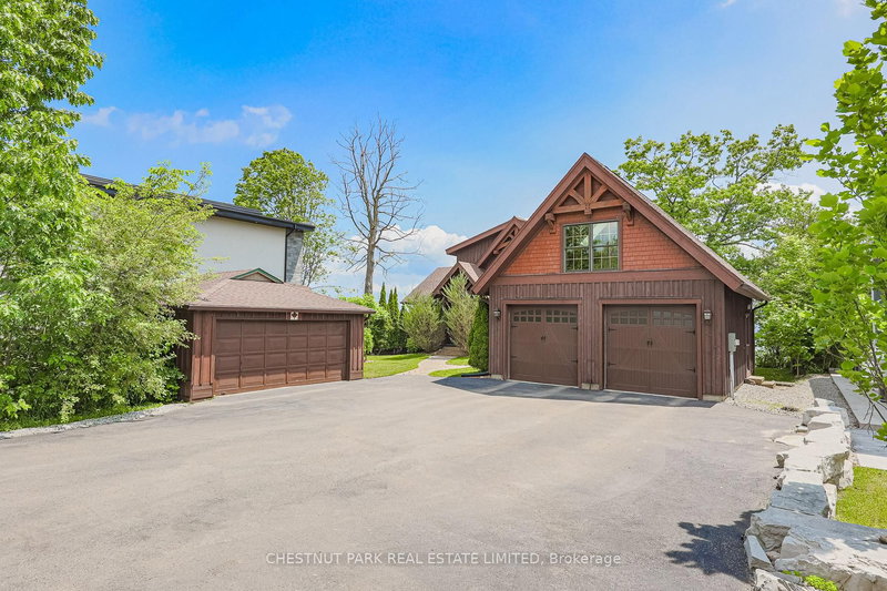 3531 Crescent Harbour Road
