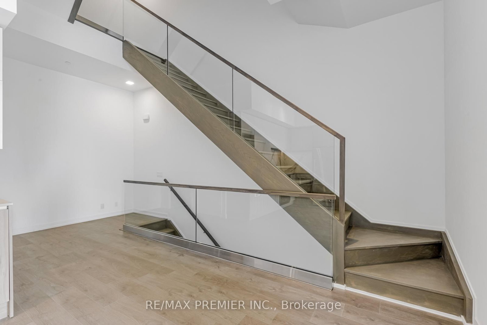 7 Buttermill Avenue, Unit TH17 - Photo 13