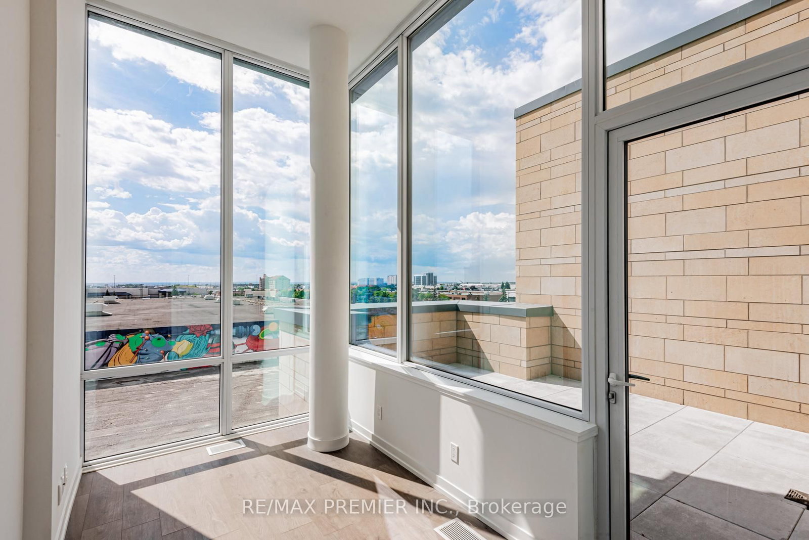 7 Buttermill Avenue, Unit TH17 - Photo 22