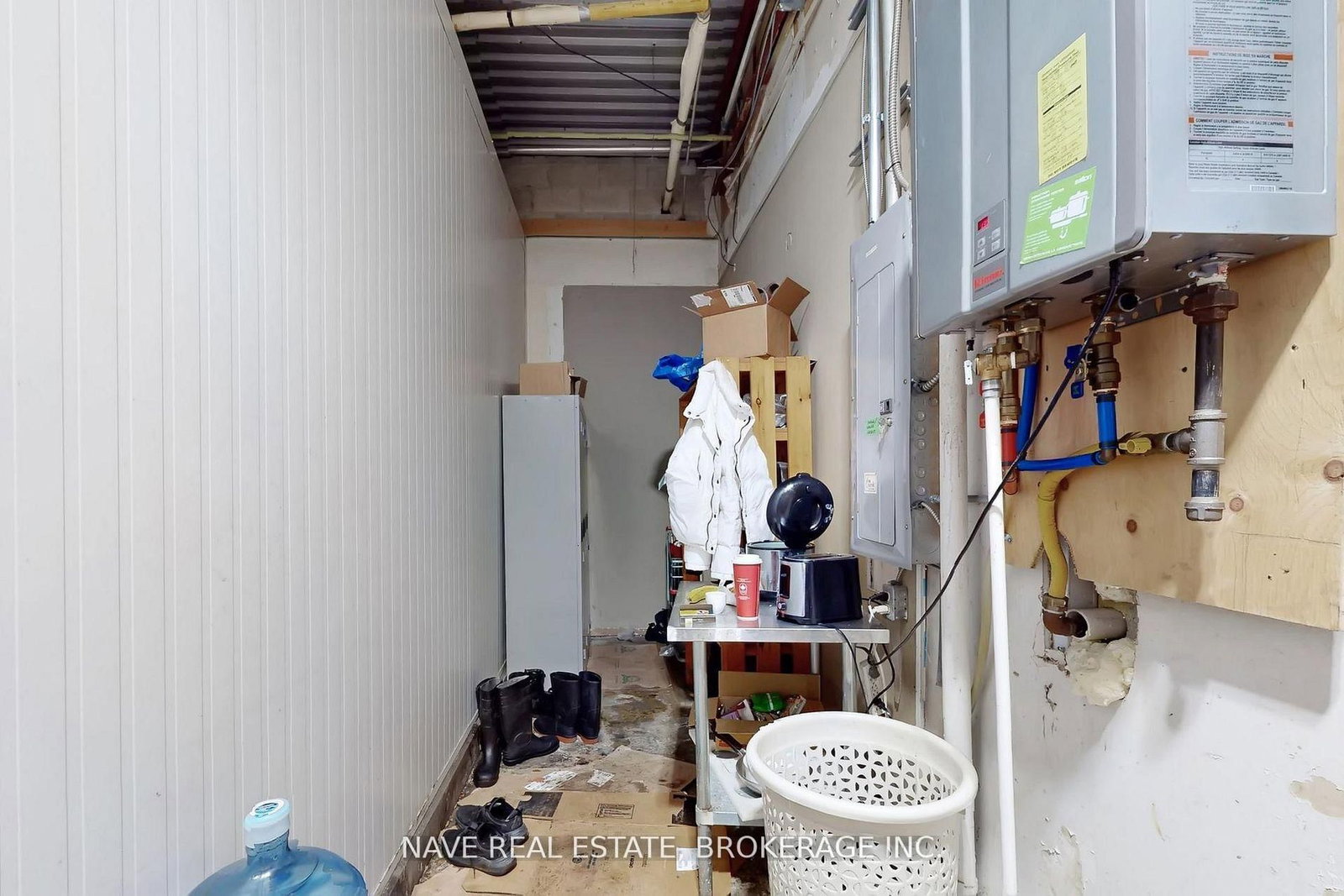 16925 Yonge Street, Unit 14 - Photo 23