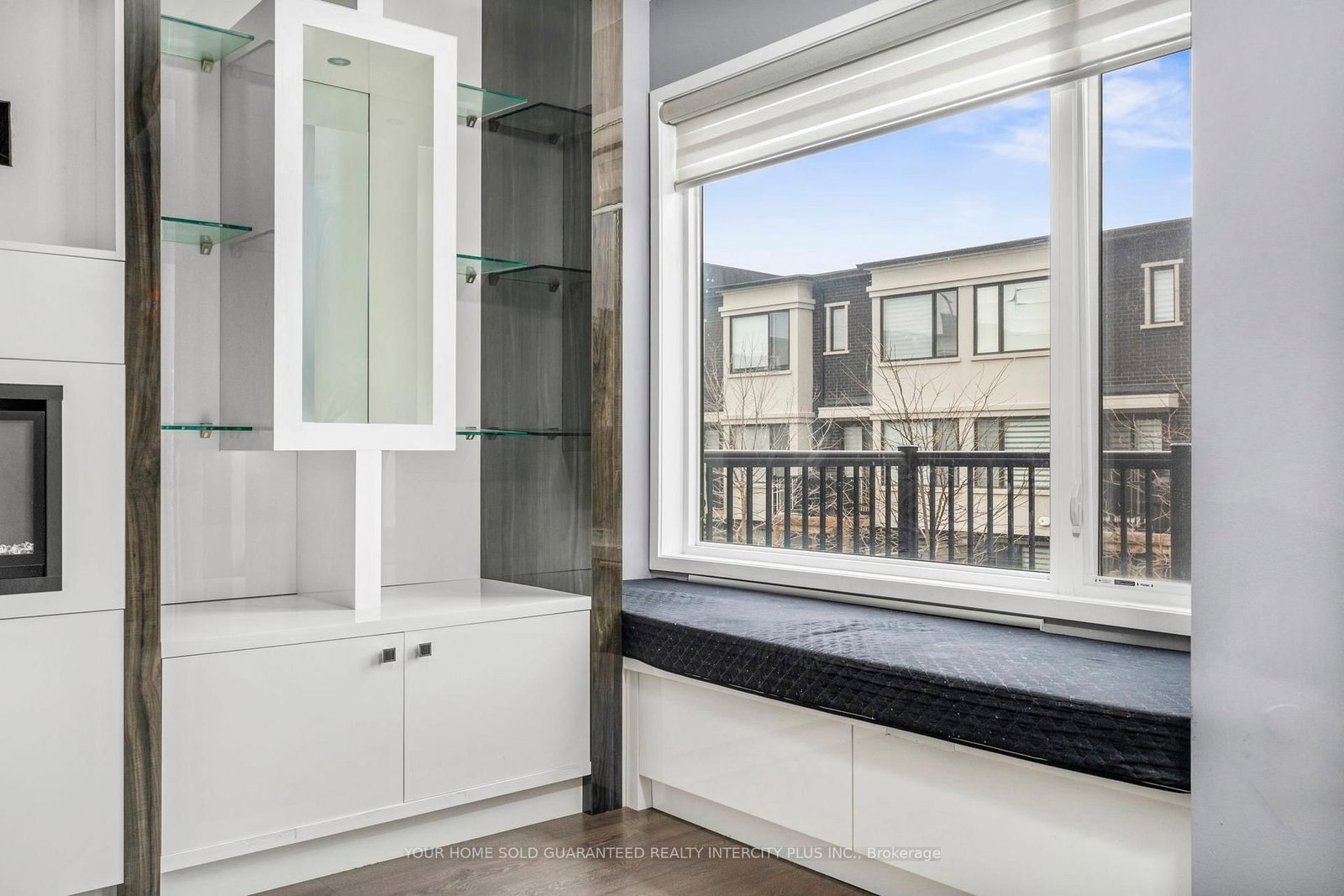 3910 Major Mackenzie Drive - Photo 15