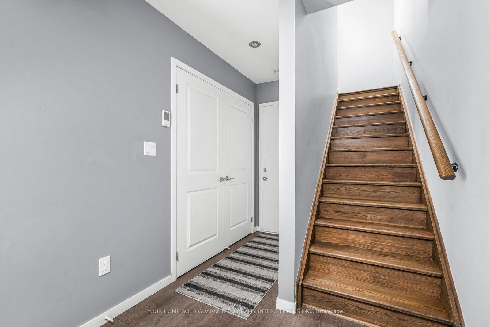 3910 Major Mackenzie Drive - Photo 4