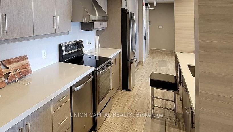 3380 Bur Oak Avenue, Unit 8 - Photo 10