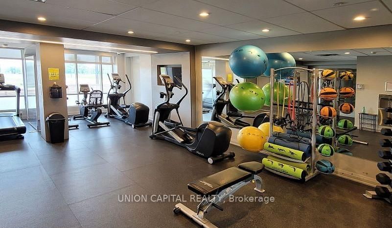 3380 Bur Oak Avenue, Unit 8 - Photo 14