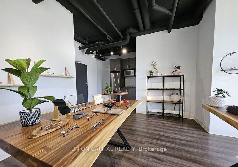 3380 Bur Oak Avenue, Unit 8 - Photo 4