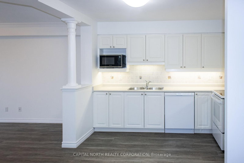 412 - 7373 Martingrove Rd, Vaughan, L4K 9K1 | Image 3