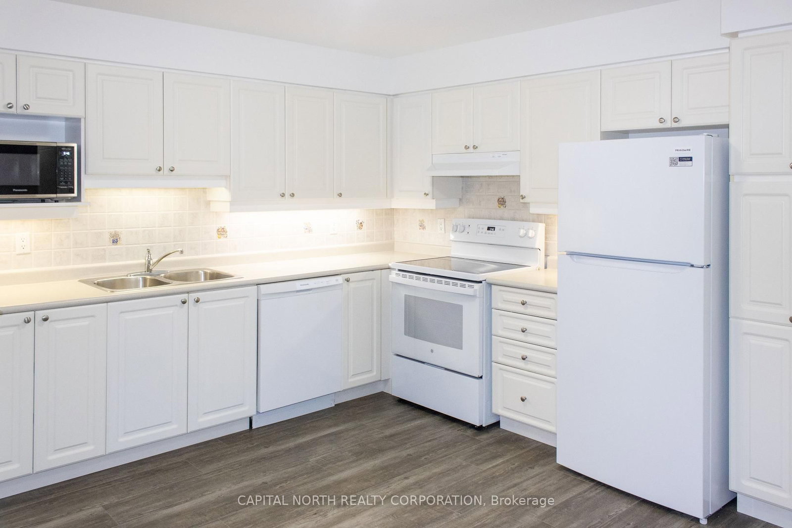 7373 Martingrove Road, Unit 412 - Photo 4
