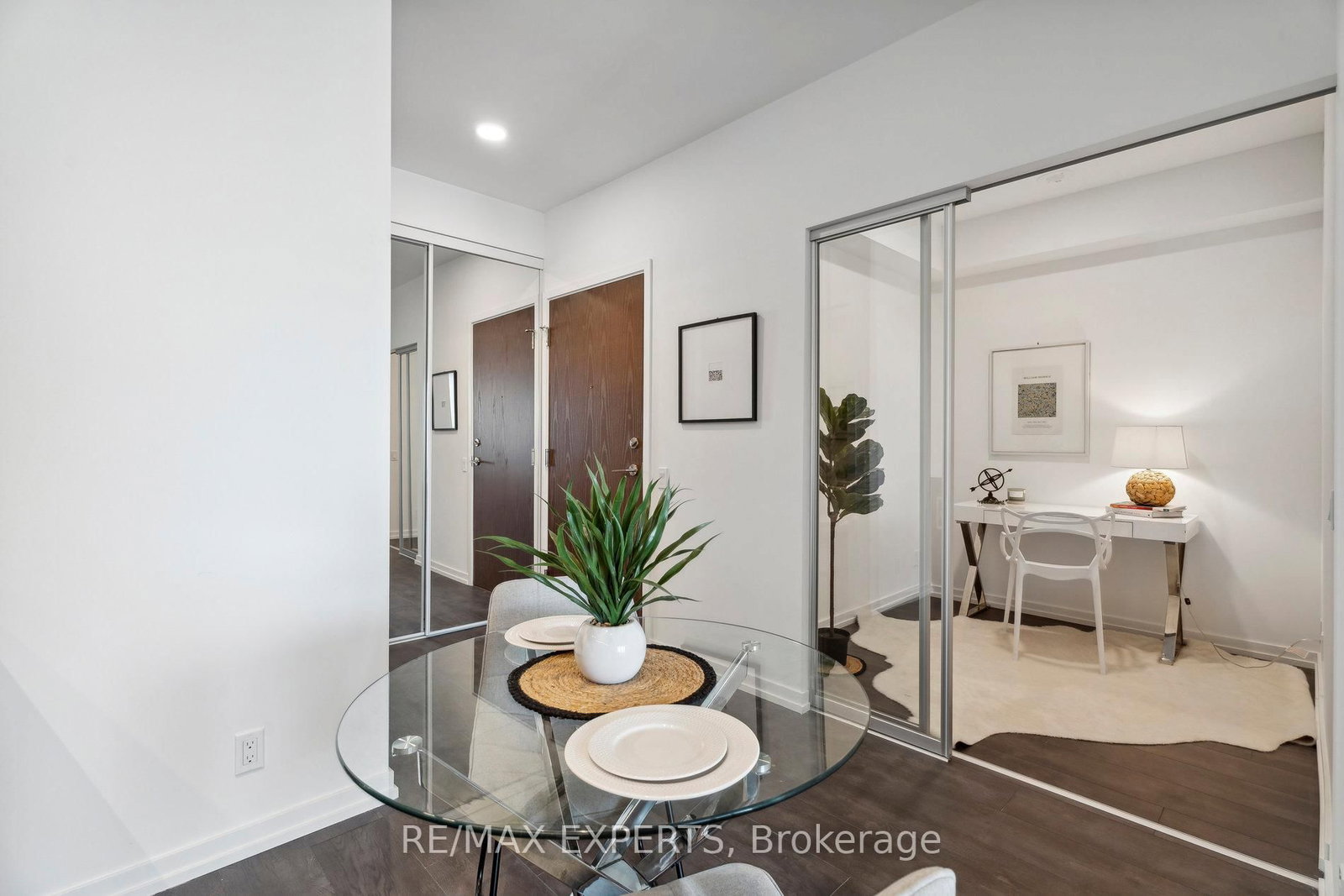 7890 Jane Street, Unit 907 - Photo 17