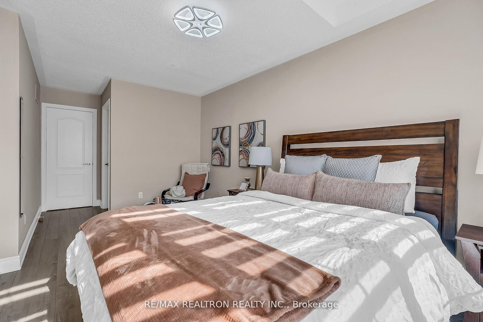 25 Kingsbridge Circle - Photo 22