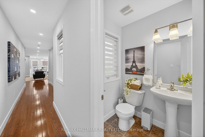 64 Coranto Way, Vaughan, L4H 3L9 | Image 3