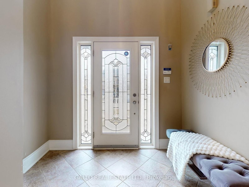 82 Bayberry St, Whitchurch-Stouffville, L4A 0E2 | Image 2