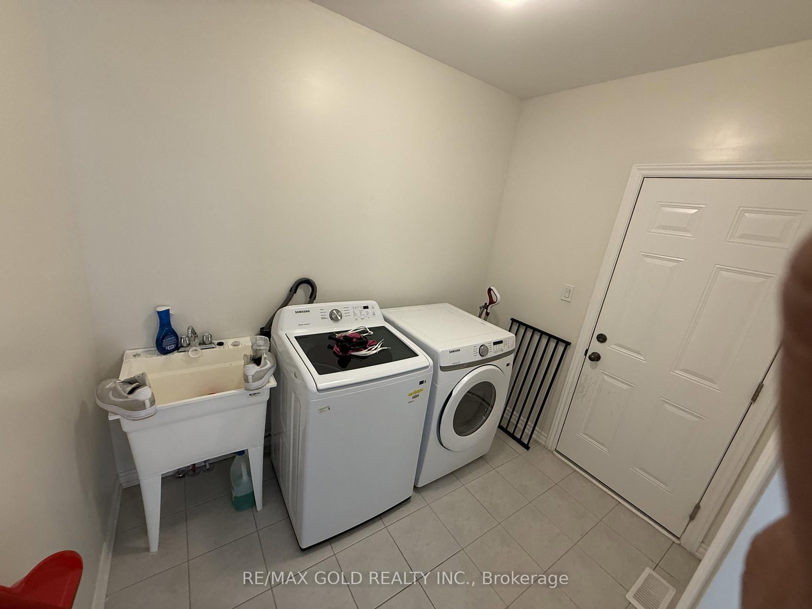 11 Fenn Crescent - Photo 10