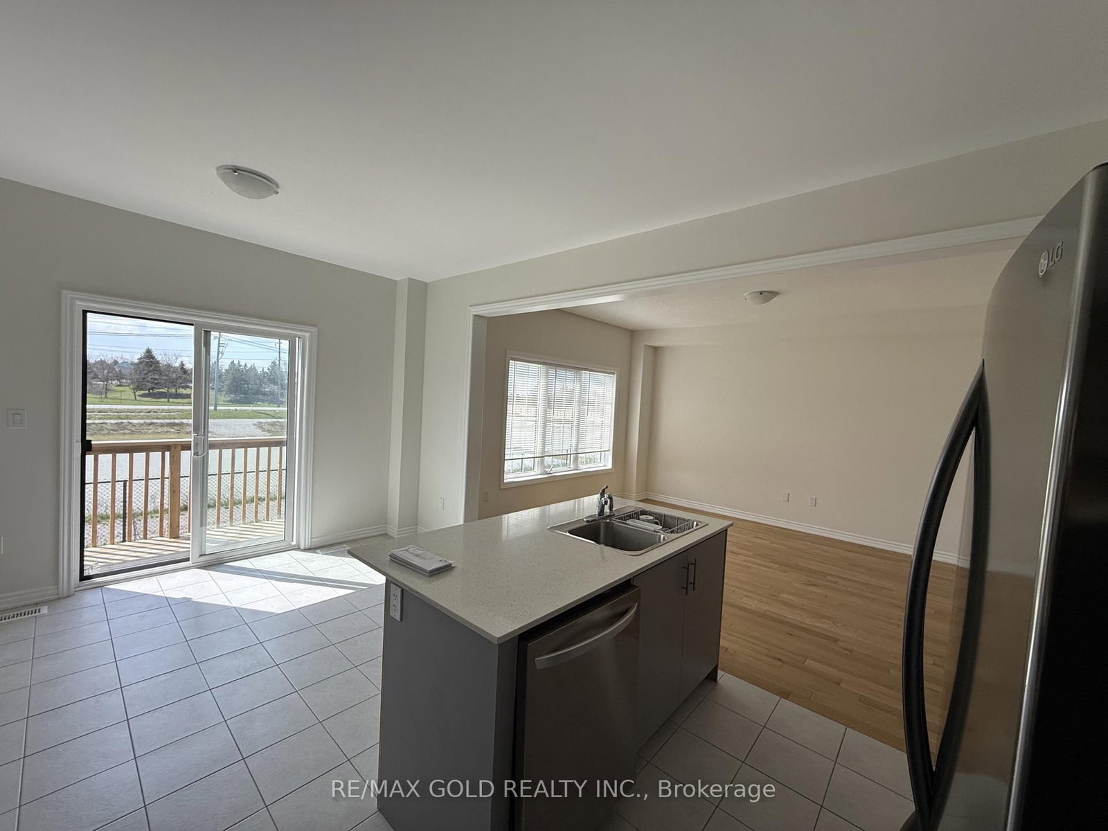 11 Fenn Crescent - Photo 4