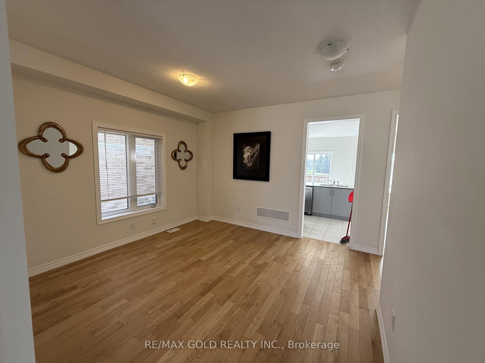 11 Fenn Crescent - Photo 7