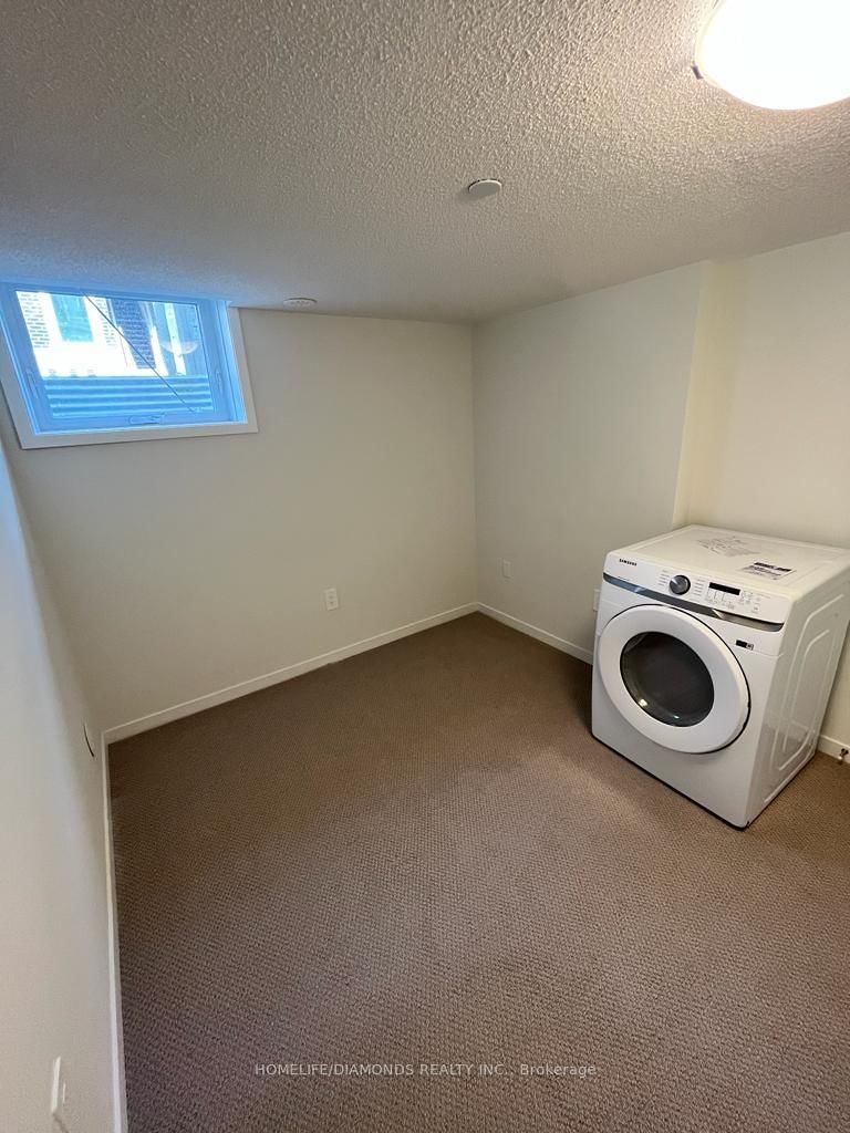 31 HONEYCRISP Crescent, Unit 68 - Photo 15