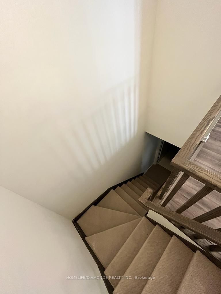 31 HONEYCRISP Crescent, Unit 68 - Photo 20