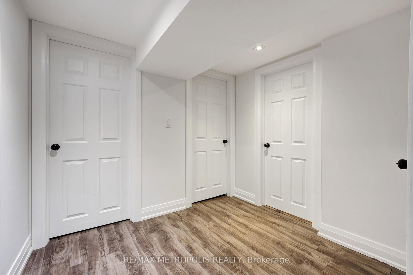 268 Penn Avenue, Unit Basement - Photo 17