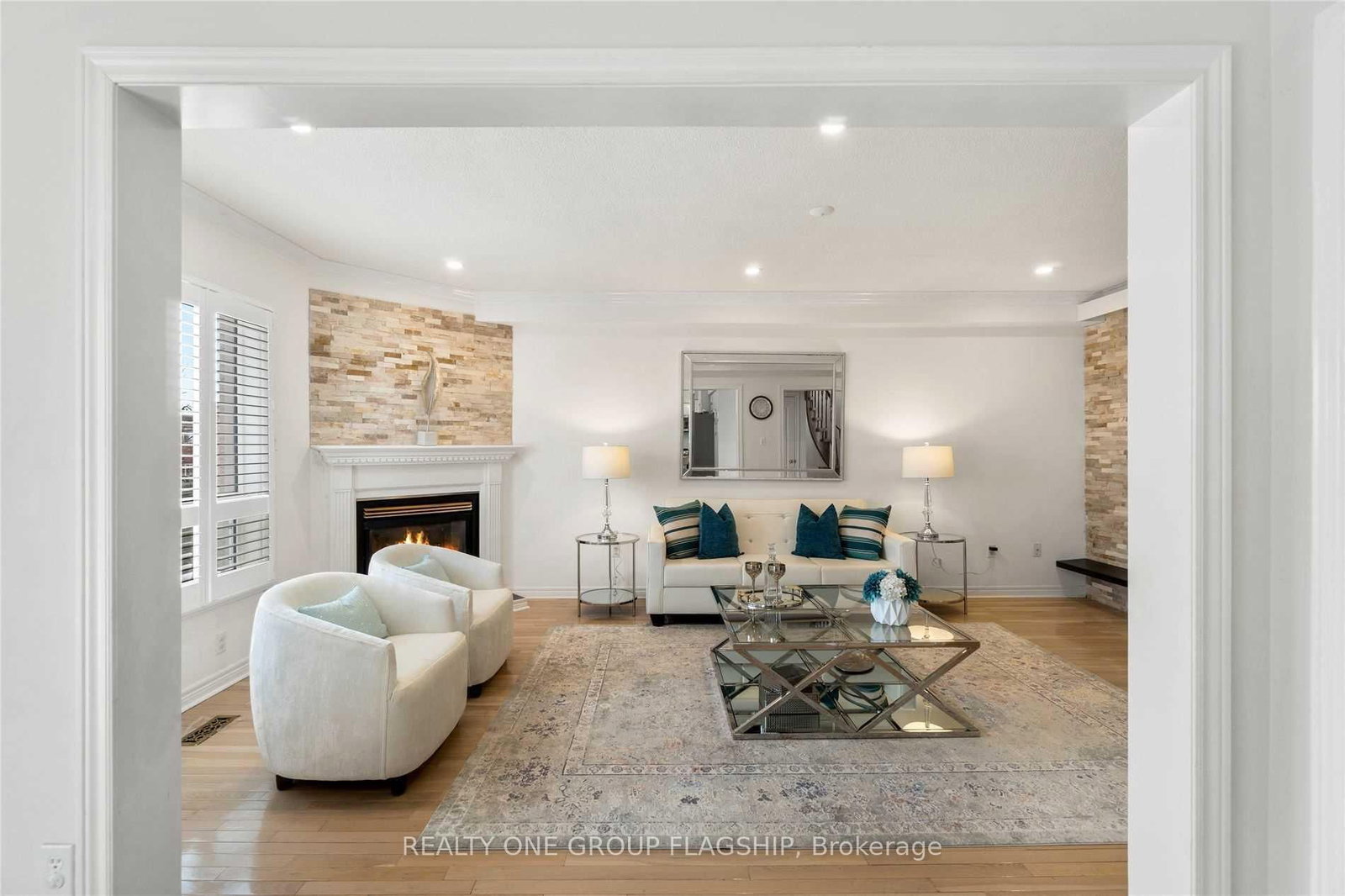 355 Carruthers Avenue - Photo 12