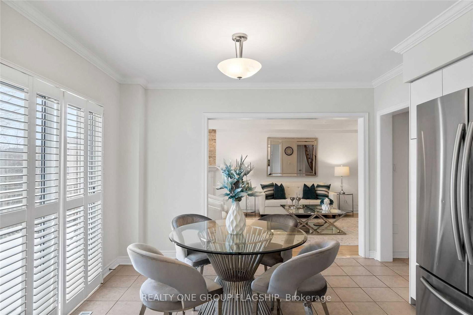 355 Carruthers Avenue - Photo 14