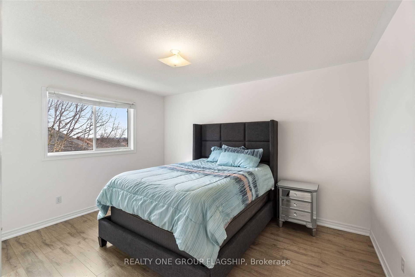 355 Carruthers Avenue - Photo 25
