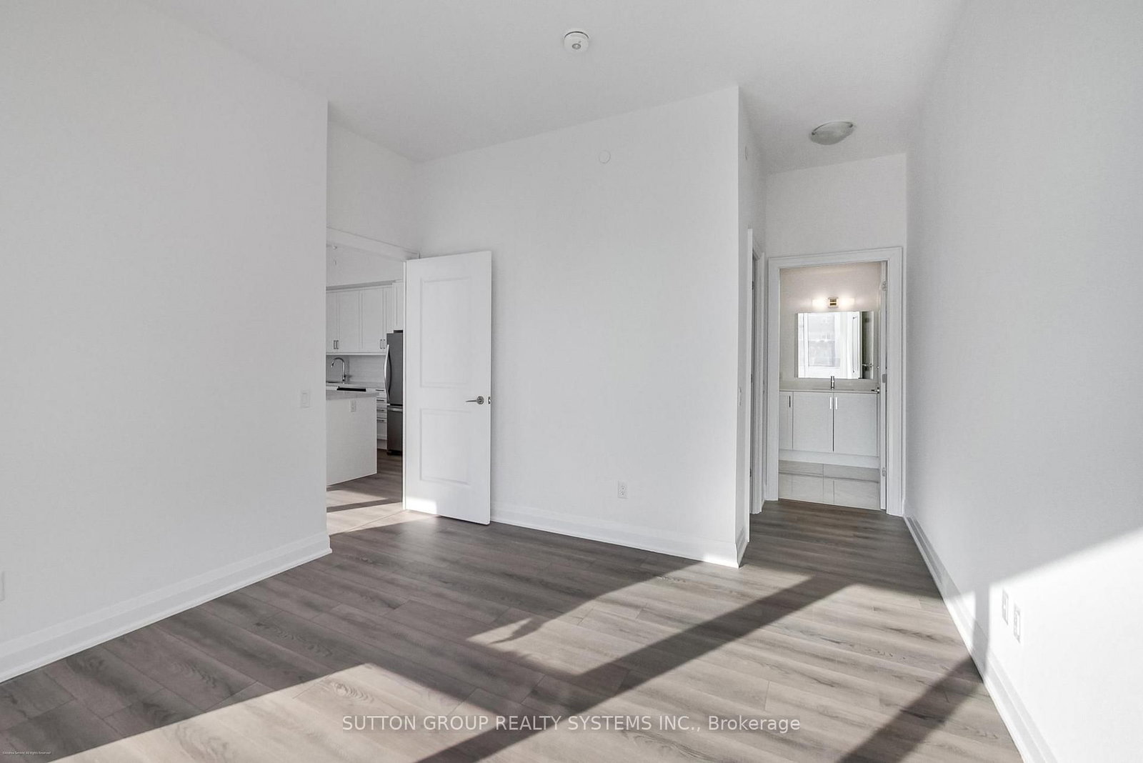 10 Gatineau Drive, Unit 204 - Photo 11