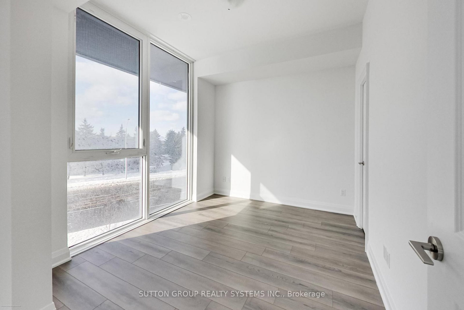 10 Gatineau Drive, Unit 204 - Photo 16